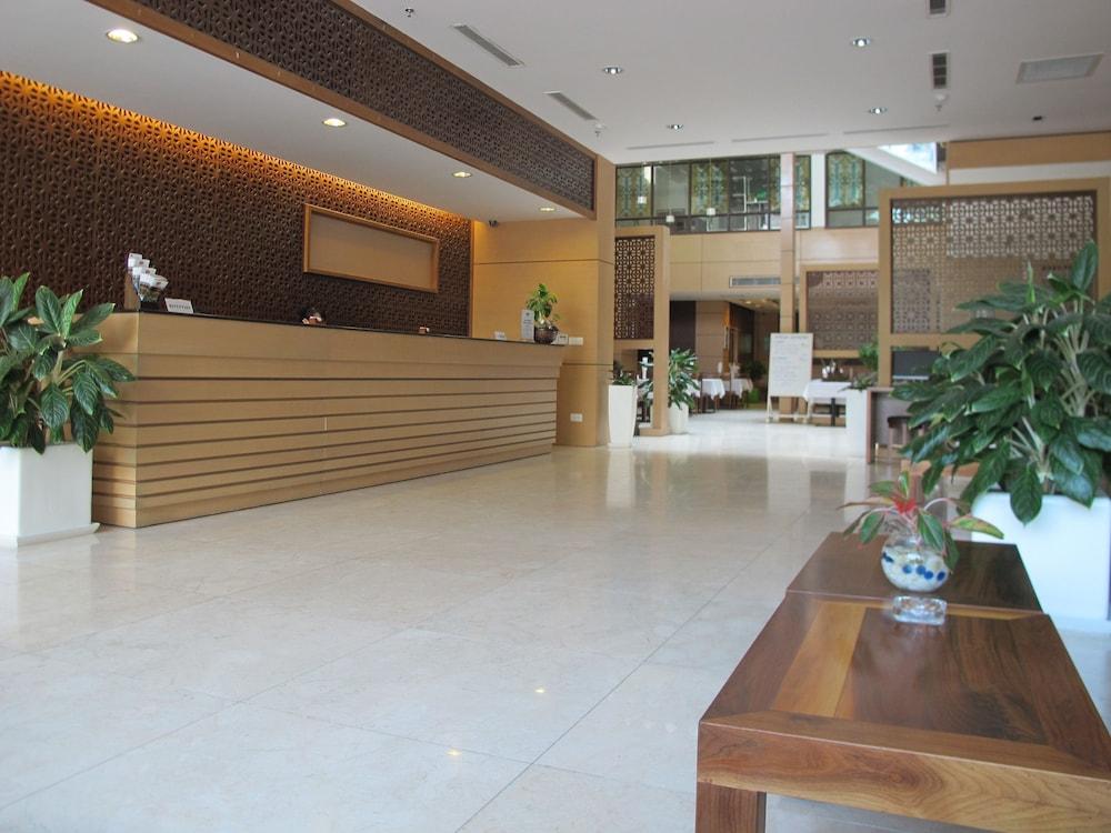 Nhi Phi Hotel Nha Trang Luaran gambar