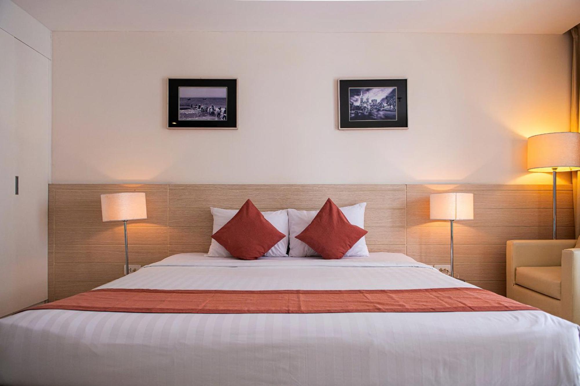 Nhi Phi Hotel Nha Trang Luaran gambar
