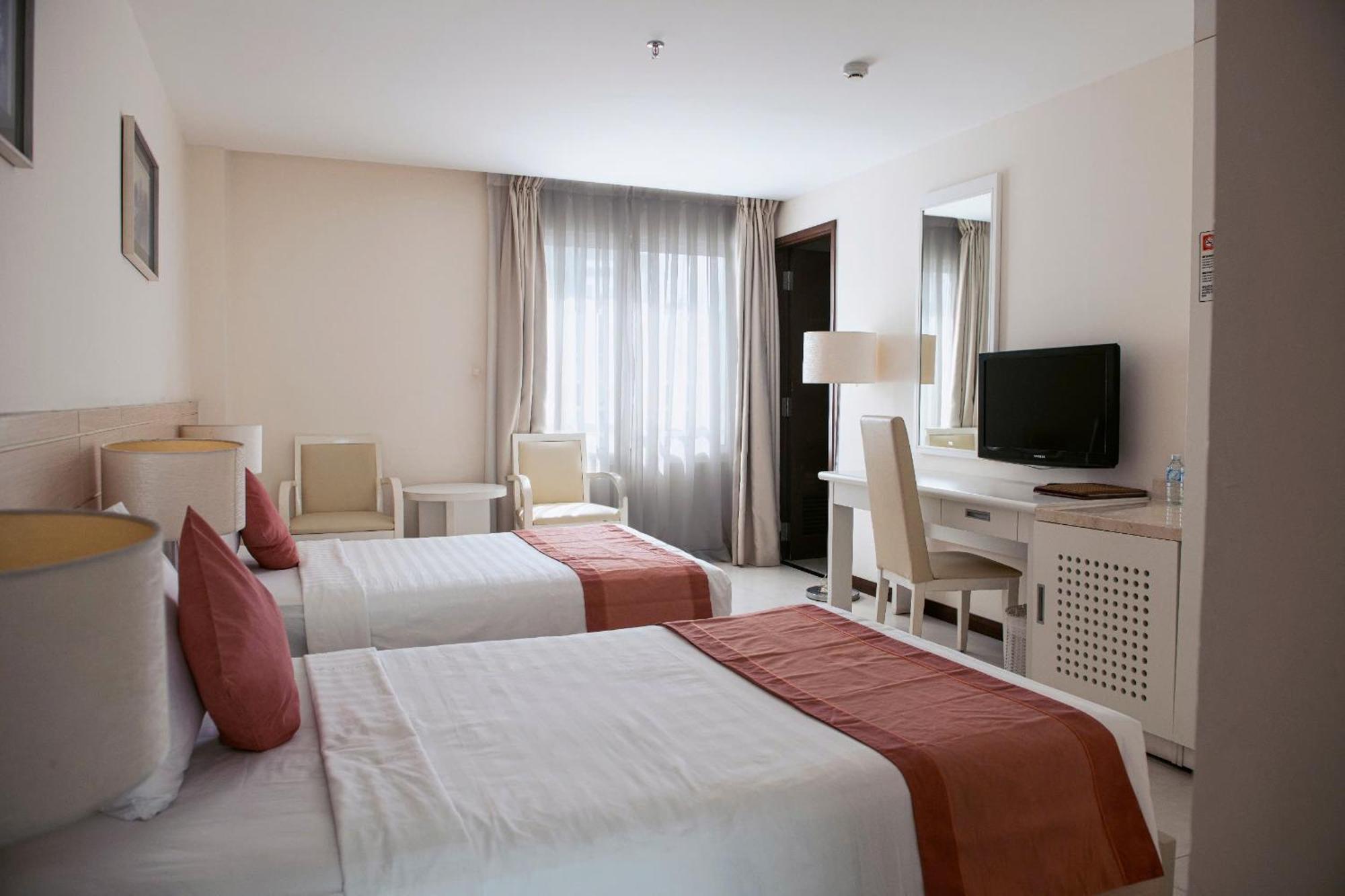 Nhi Phi Hotel Nha Trang Luaran gambar