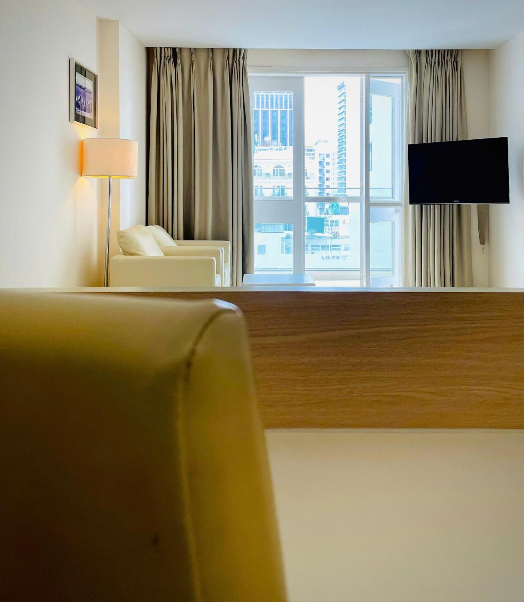 Nhi Phi Hotel Nha Trang Luaran gambar